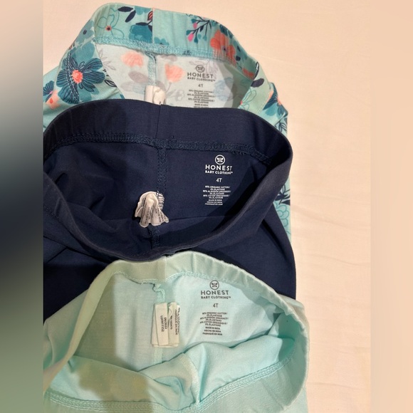 Honest Baby skinny fit leggings Sz 4T (might fit 2T or 3T), set of three - Picture 3 of 4